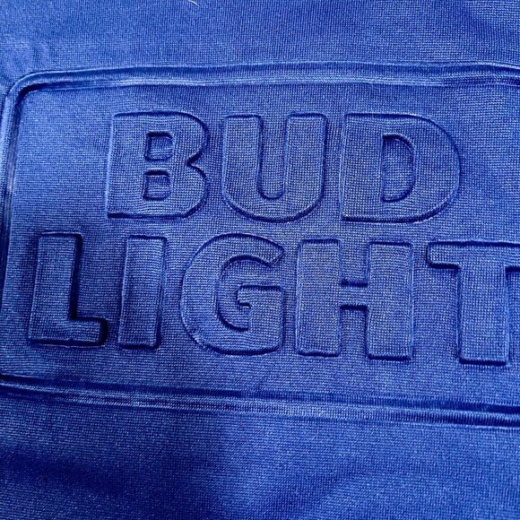 Bud Light Embossed Blue Sweatshirt 100% Polyester Mens MED SUPER SOFT - Picture 4 of 6